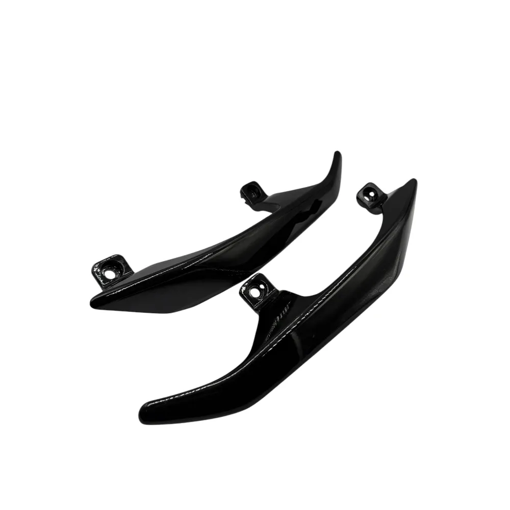 POIGNEE DE SOUTIEN (ACCOUDOIRE) NOIR SCOOTER VMAX